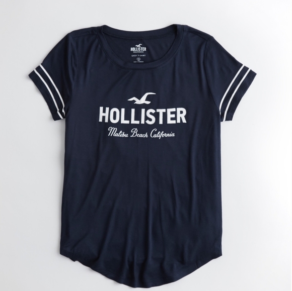 Hollister Tops - Hollister Tee Shirt